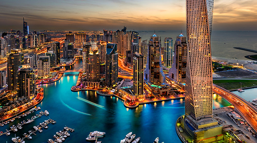 দুবাইয়ে তৈরি হচ্ছে বিশ্বের প্রথম সোনার রাস্তা