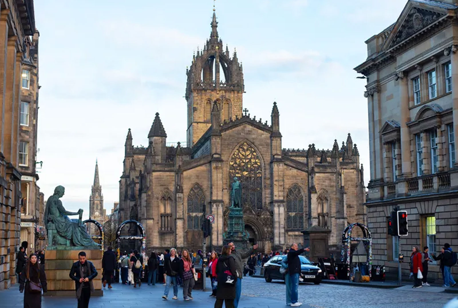 ইউরোপের যেসব এলাকা ভ্রমণে চুরির ঝুঁকি সবচেয়ে বেশি