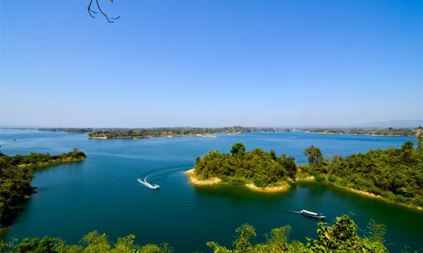 ঈদে রাঙ্গামাটিতে শত কোটি টাকার বাণিজ্য