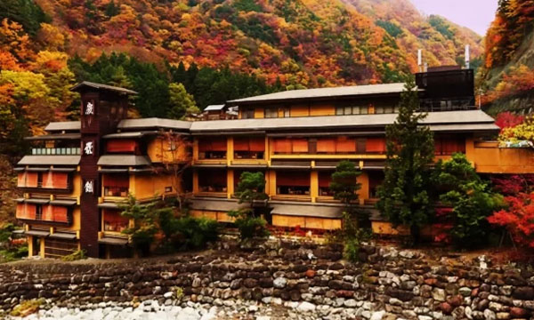 ১৩০০ বছরের পুরোনো হোটেলে সময় যেন থেমে আছে