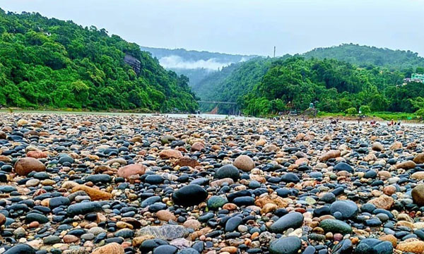 ঈদে পর্যটকের অপেক্ষায় গোয়াইনঘাট, আশায় বুক বাঁধছেন ব্যবসায়ীরা