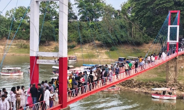 ঈদের ছুটিতে সাজেক ও রাঙামাটিতে পর্যটকের ঢল