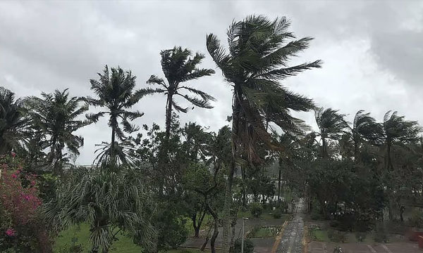গভীর নিম্নচাপের প্রভাবে উত্তাল সাগর, ৩ নম্বর সংকেত বহাল