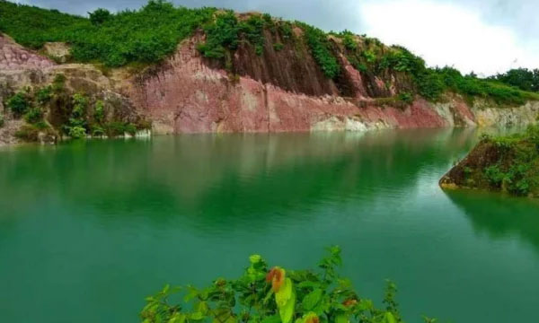 পাহাড়-নদীর টানে ঘুরে আসুন নেত্রকোনার দুর্গাপুর