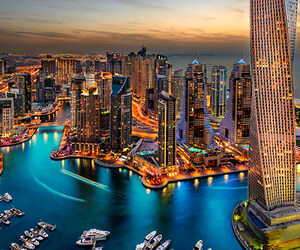 দুবাইয়ে তৈরি হচ্ছে বিশ্বের প্রথম সোনার রাস্তা