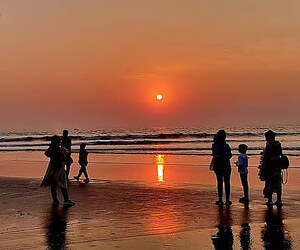 অবৈধ দোকান উচ্ছেদে বদলে যাচ্ছে কক্সবাজারের চেহারা