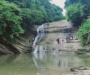 বর্ষায় প্রাণ ফিরেছে মিরসরাইয়ের ঝরনাগুলোতে