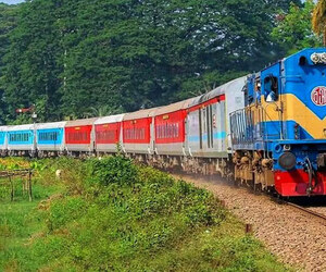 ভারতের পর্যটন ভিসা চালু, এবার কি ফিরবে বাংলাদেশ-ভারত আন্তঃদেশীয় ট্রেন?