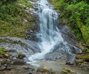 পাহাড়, ঝিরিপথ আর ৯ ধাপের জলপ্রপাত, একদিনের ভ্রমণে মুগ্ধ করবে খৈয়াছড়া ঝরনা