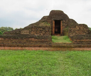 ইতিহাসের নীরব সাক্ষী রূপবান মুড়া